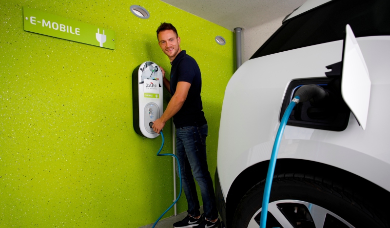 tab | Themen | Elektro/Licht/Sicherheit | Produkte | E-Garage