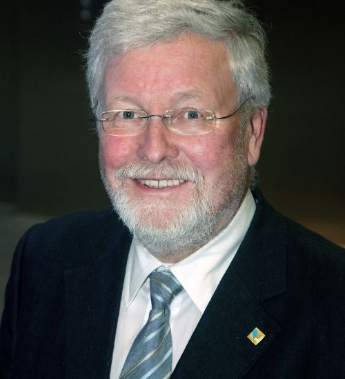 Dr.-Ing. Heinrich Schroeter, Präsident der Bayerischen Ingenieurekammer-Bau ...