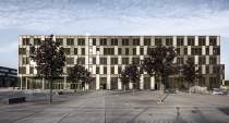 Die Fachhochschule Bielefeld ist mit knapp 9.700 Studenten die größte staatliche Fachhochschule in Ostwestfalen-Lippe.