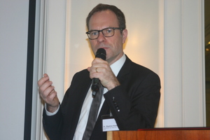  Dr. Stefan Keller, Stadtdirektor von Köln, zeigte Optimierungspotentiale im Bauwesen auf. 