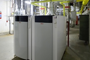  Die neue Heizanlage besteht aus sechs Gas-Brennwertkesseln „Trigon XL 500“ mit einer Gesamtleistung von 3000 kW.  