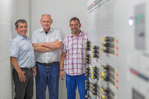  Projektbeteiligte (v.l.n.r.): Hans Kresz, Siemens AG, Dirk Steding, R+S solutions GmbH, Hanau, und Michael Schneider vom UKS, Dezernat IV Technik. 