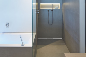  Die Duschrinne „CeraWall Select“ wurde in den bodengleichen Duschen eingesetzt.  