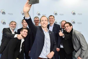  Mit einem Selfie präsentierten sich die Teilnehmer auf der Online-Pressekonferenz zum Forum „Digital vernetzt“, das auf der IFH/Intherm 2018 eine große Rolle spielen wird. 