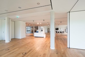  Blick in den Showroom 