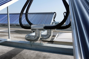  Etwa 700 m2 aktive Kollektorfläche umfasst die größte Solarthermieanlage von Mr. Wash in Hannover. 
