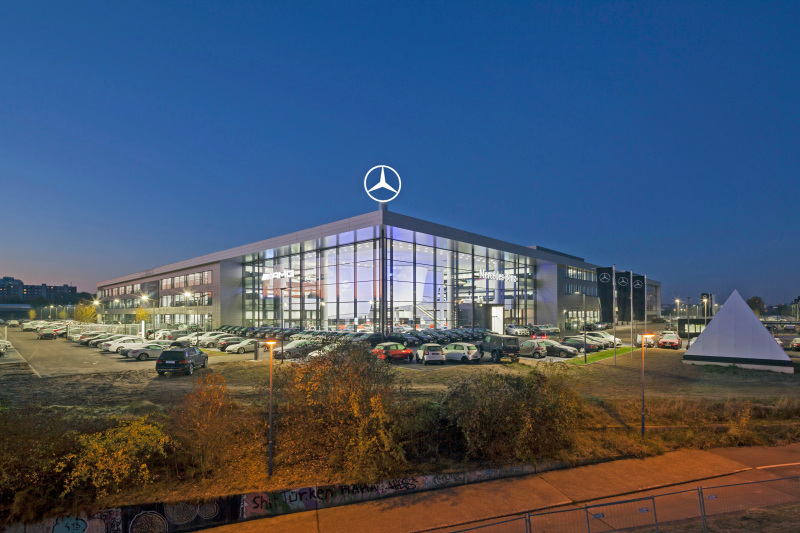 Mercedes Benz Hauptniederlassung Tab Das Fachmedium Der Tga Branche