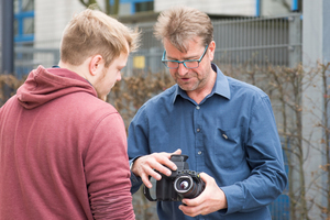  Reinhold Henrichmann (re.), Labor für Bauphysik an der FH Münster, ist zertifizierter Thermograf, Level 3.  