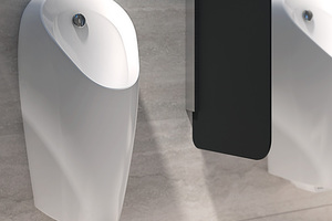  Das Urinalsystem „Selva“ ist durch seine spülrandlose Keramik und die ergonomische Innengeometrie besonders hygienisch. Es kann mit klassischer Spülung, minimaler Spülmenge oder wasserlos betrieben werden.  