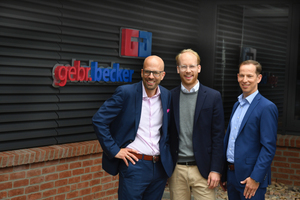  Nils Becker, Maximilian Viessmann und Mark Becker (v.l.n.r.) bei der Einweihung von „Heinrichs Werkstatt“ in Höxter 