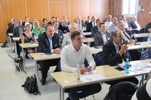  Teilnehmer des Trox X-Fans Event-Symposiums 