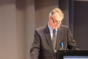  Eröffnung der Konferenz durch Prof. Andreas Gottlieb Hempel 