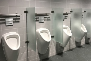  ... Urinalspüleinrichtungen „Tempomatic 4“ zum Einsatz. 