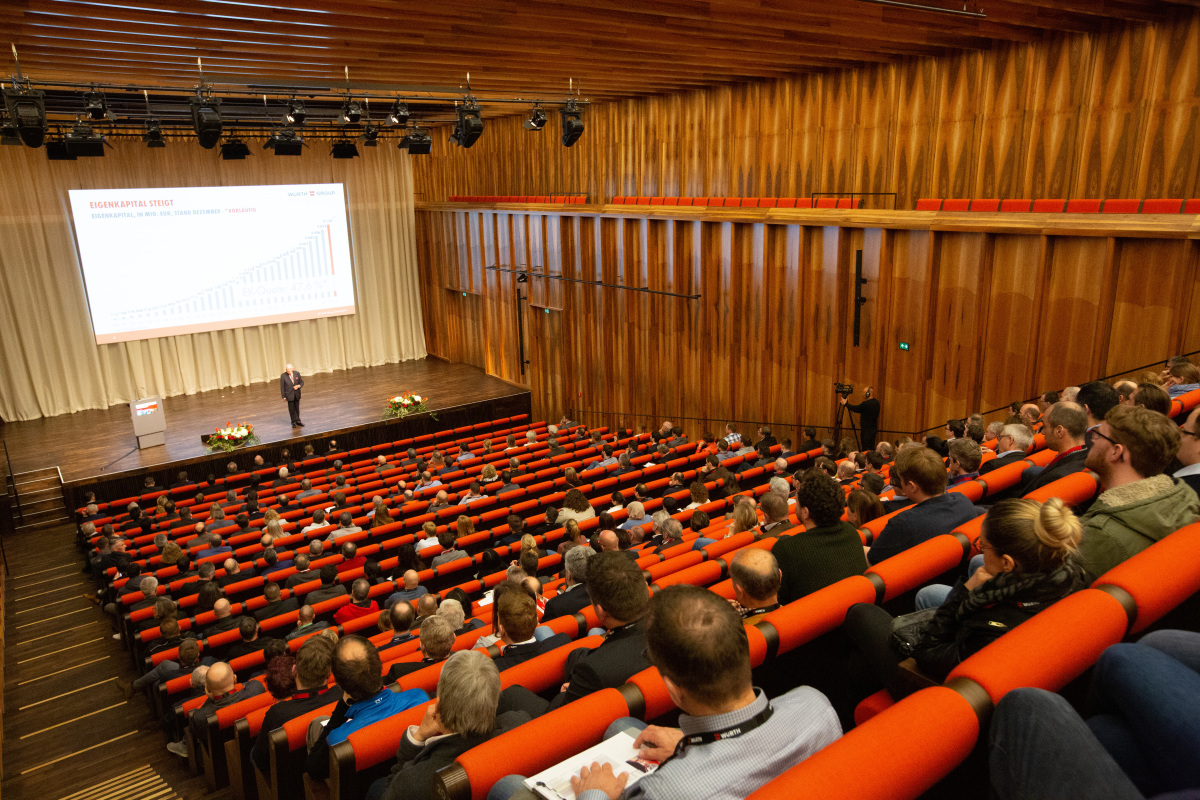 Vortrag im Carmen W?rth-Forum