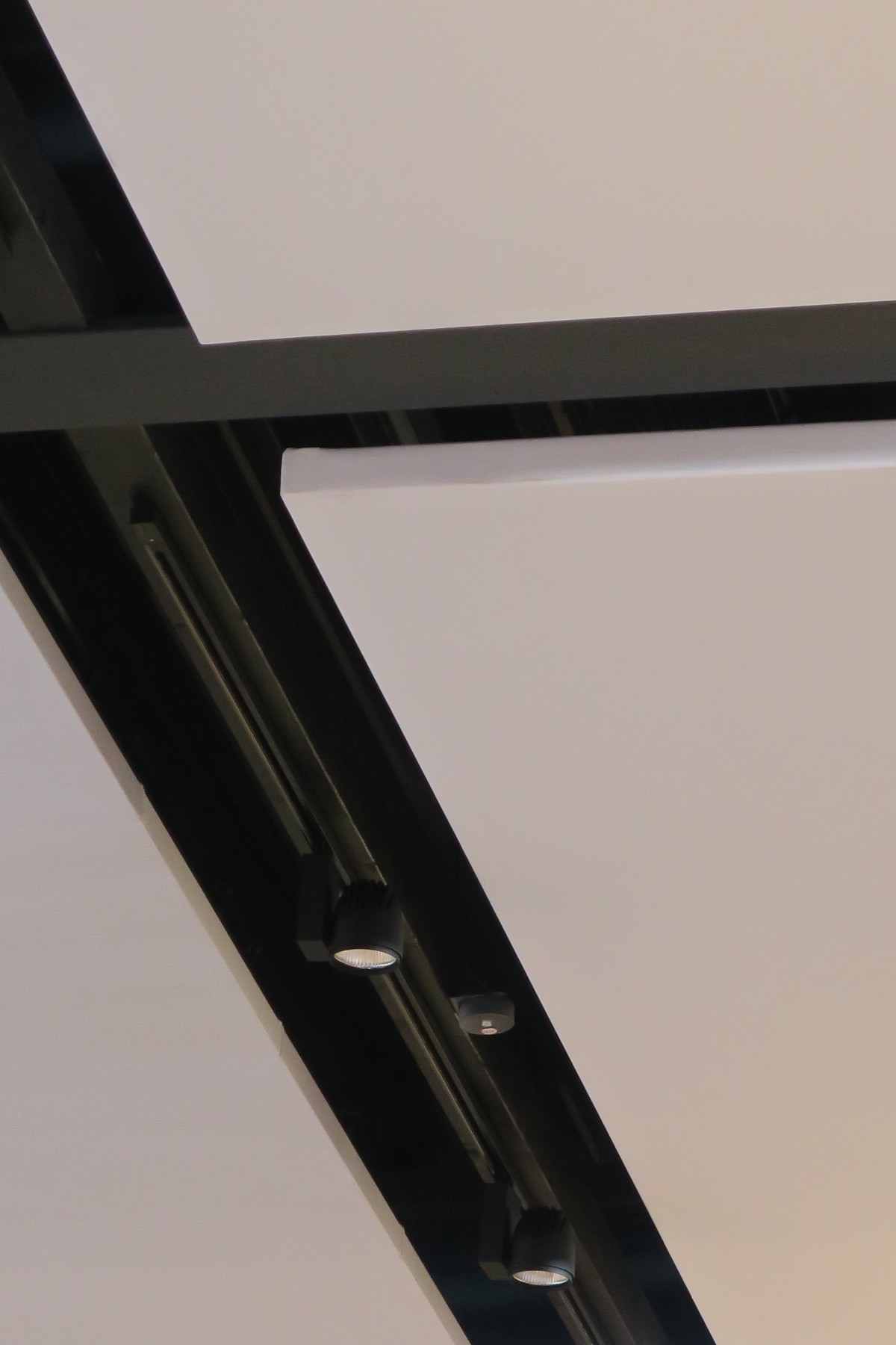 Stoffbespannte Deckenstrahlplatten - tab - Das Fachmedium der TGA-Branche