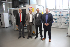  Dietmar Goennheimer (AREA Manager MEHITS), Dror Peled (General Marketing Manager LES), Luca Gissi (Comfort and Process Regional Sales Manager MEHITS)und Michael Lechte (Manager Product Marketing LES) im Climaveneta-Schulungszentrum in Italien 