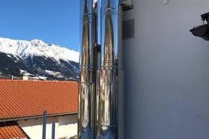  Im Tiroler Hotel „Alpine Resort Goies“ hat Jeremias eine bestehende Abgasanlage mit Schalldämpfern nachgerüstet. Um den Gästen in der besonders ruhigen Umgebung des Hotels einen ungestörten Aufenthalt zu garantieren, durften die Lärmemissionen an der Schornsteinmündung 50 db nicht überschreiten.  