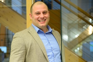 Alexander Root (39) verantwortet zukünftig in der Raab-Gruppe die operative Steuerung des Gesamtvertriebs und Marketings sowie das Produktmanagement. 