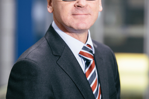  Klaus Jung, Geschäftsführer des ZVEI-Fachverbands Elektroinstallationssysteme, stellte sich den Fragen der Redaktion. 