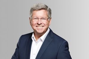  ... Dirk Lückemann, der sich in den Ruhestand verabschiedet.  