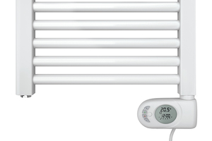  Aufgrund des werkseitig integrierten Heizstabs „Musa Eco“ sind im Badheizkörper „Zeno“ eine Raumtemperaturregelung, eine 2-h-Timer-Funktion auf Knopfdruck sowie die Einstellung von Tages- und Wochenprogrammen möglich.  