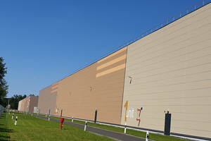  Der Neubau ist einer der größten Logistikgebäude in der Region.  