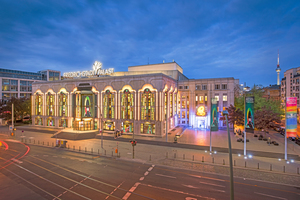  Der Friedrichstadt-Palast Berlin: Im beliebten Revuetheater wurde während einer Corona-bedingten Schließung das gesamte Be- und Entlüftungsnetz saniert.  