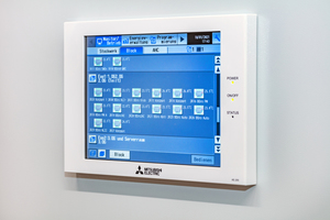  Die Steuerung der Klimatechnik wird über das „Remote Monitoring Interface“ (RMI) realisiert. Das Cloudsystem ermöglicht die zentrale Anlagenverwaltung des Klimasystems per Fernzugriff. 