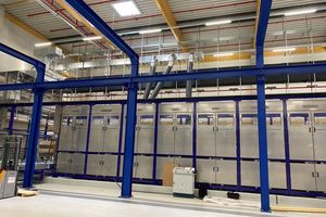  Das neue Service Center für Plattenwärmetauscher nutzt vollautomatische Systeme wie diese Chemiebadanlage.  