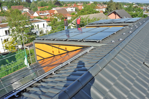  Mehrfamilienhaus mit „Solink“-PVT-Kollektoren 