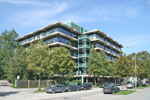  Der Hauptsitz von Obermeyer in München wurde in einem ersten Bauabschnitt im laufenden Betrieb saniert.  