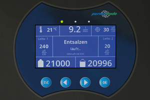  Das 4“-Display sorgt für noch mehr Bedienkomfort und bildet alle wichtigen Parameter, wie Temperatur des Umlaufwassers, Volumenstrom, Zielleitfähigkeit, die Leitfähigkeit vor und nach der Entmineralisierung sowie die Kapazität und Restkapazität der „permasoft“-Entmineralisierungseinheit übersichtlich ab. 