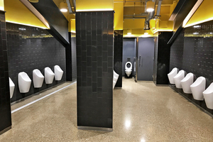  Insgesamt wurden im Stadium ca. 850 wasserlose Urinale eingebaut. 
