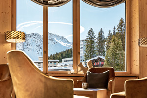  Das Waldhotel Arosa liegt inmitten der Bündner Alpen in der Schweiz. 