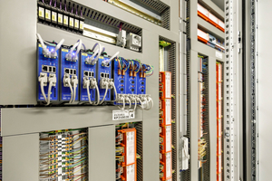  Die Gebäudeautomation sorgt zusammen mit dem „Agnosys Fire Safety“-System für eine hohe Sicherheitsstufe im Bereich Brandschutz. Die „Agnosys BSK-Module“ und „BSK-Buscontroller“ kommunizieren über ein spezielles Ringbussystem, das per BACnet/IP an das Gebäudeautomationssystem angebunden ist. 