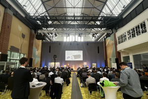  An dem 1. Deutschen Großwärmpumpen-Kongress nahmen insgesamt über 400 Interessierte teil. 