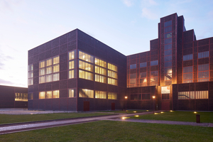  Die umfassend modernisierte „Kompressorenhalle“ der Zeche Zollverein wurde 2021 mit einer Joseph-Beuys-Ausstellung eröffnet.  