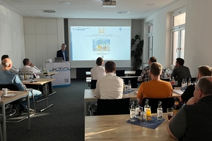  Dr. Peter Arens, Experte für Trinkwasserhygiene, sieht für die T-Stück-Installation zahlreiche Vorteile, angefangen bei der Trinkwasserhygiene bis hin zur Kosten-, Material- und Energieeinsparung. 