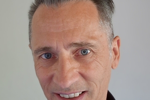  Bernhard Zirkelbach, beratender Vertriebsaußendienst Regiolux, Königsberg.  