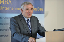 Prof. Dipl.-Kfm. Thomas Bauer,  Präsident des Hauptverbandes der Deutschen Bauindustrie