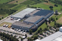 F?r rund 30 Mio. € erweitert diei Hansgrohe SE ihr Logistikzentrum in Offenburg.