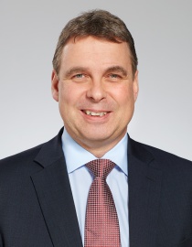 Matthias Reitzenstein (50) ist seit 1. Januar 2016 neuer Verkaufsleiter von Zehnder Comfosystems und ?bernimmt in dieser Funktion die Verantwortung f?r die M?rkte Deutschland, ?sterreich und Luxemburg. 