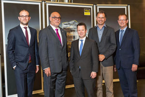  Hochkarätige Referenten auf den Fachsymposium von Viega klären über die Chancen von Building Information Modeling auf: Dr. Robert Elixmann, Eberhard Dux, Prof. Dr. van Treeck, Sebastian Herkel und Dieter Hellekes (v.l.n.r.).  