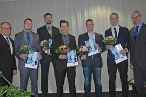  Preisträger Bachelor (v.l.n.r.): Alf Bauer, David Rösler, David Müller, Benjamin Büchner, Florian Probst, Adrian G. Gebhard, Prof. Holger Hahn 