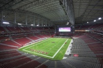 Das University of Phoenix Stadion erstrahlt zum Super-Bowl in einer LED-Beleuchtung von Cree. 