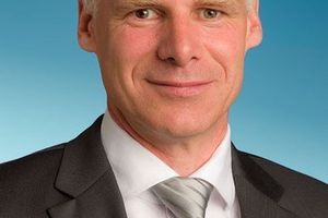  Carsten Groth Geschäftsführer Vertrieb/Technik der BerlinerLuft. Komponenten und Systemtechnik GmbH 
