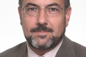  Prof. Gerhard Fetzer, Dekan der Fakultät Versorgungs- und Umwelttechnik der Hochschule Esslingen 