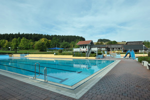  Freibad in Windischeschenbach 