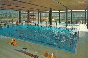  Blick in die Schwimmhalle 