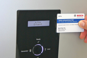  Systeme wie „e.World“ bei Bosch Power Tec mit dem scheck­kartengroßen „e.Key“, erleichtern Planung und Installation von PV-Anlagen sowie die Überwachung 